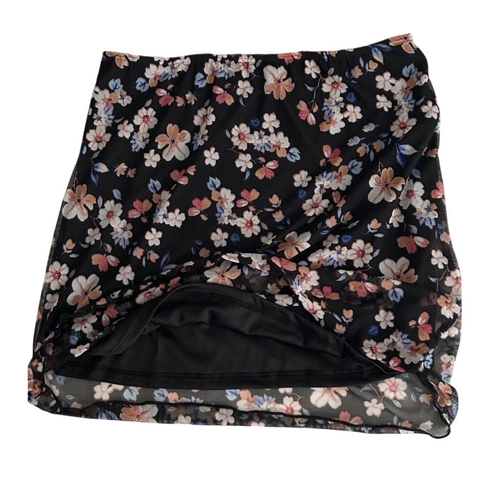 NWT Crown of Hearts Long Sleeve Girl’s 2pc Black Floral Skirt Set-Medium - Picture 8 of 12